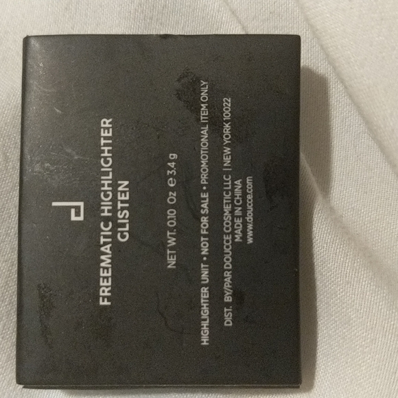 NWT highlighter - Picture 2 of 3